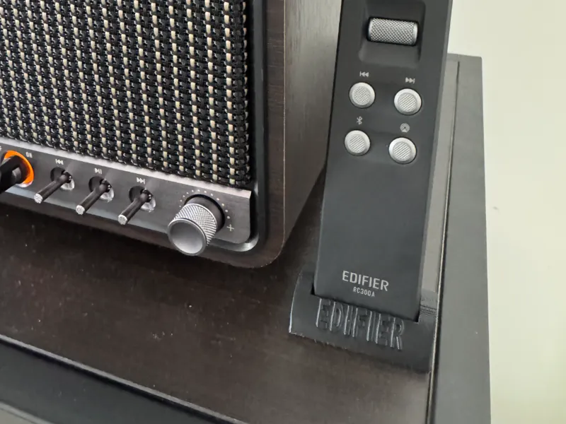 Edifier RC300A stand
