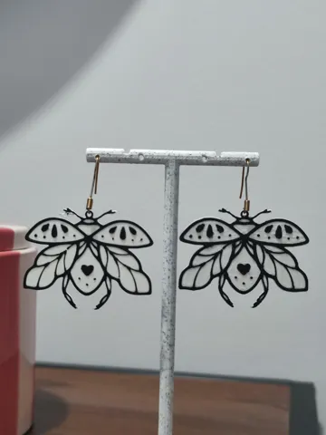 Pendientes: Aretes Polilla de la Luna — vista de referencia 4