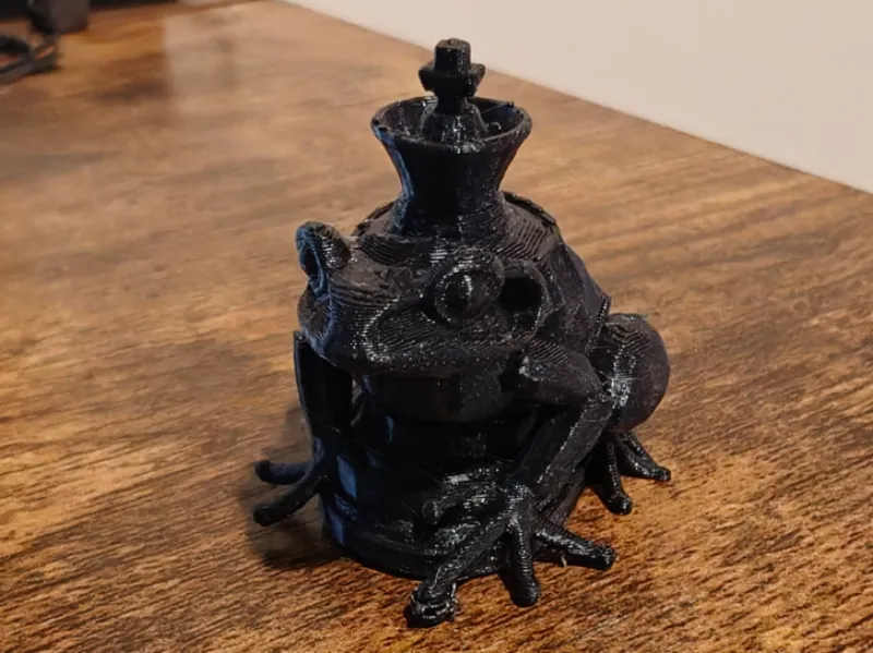 Mecha Frog King Chess piece