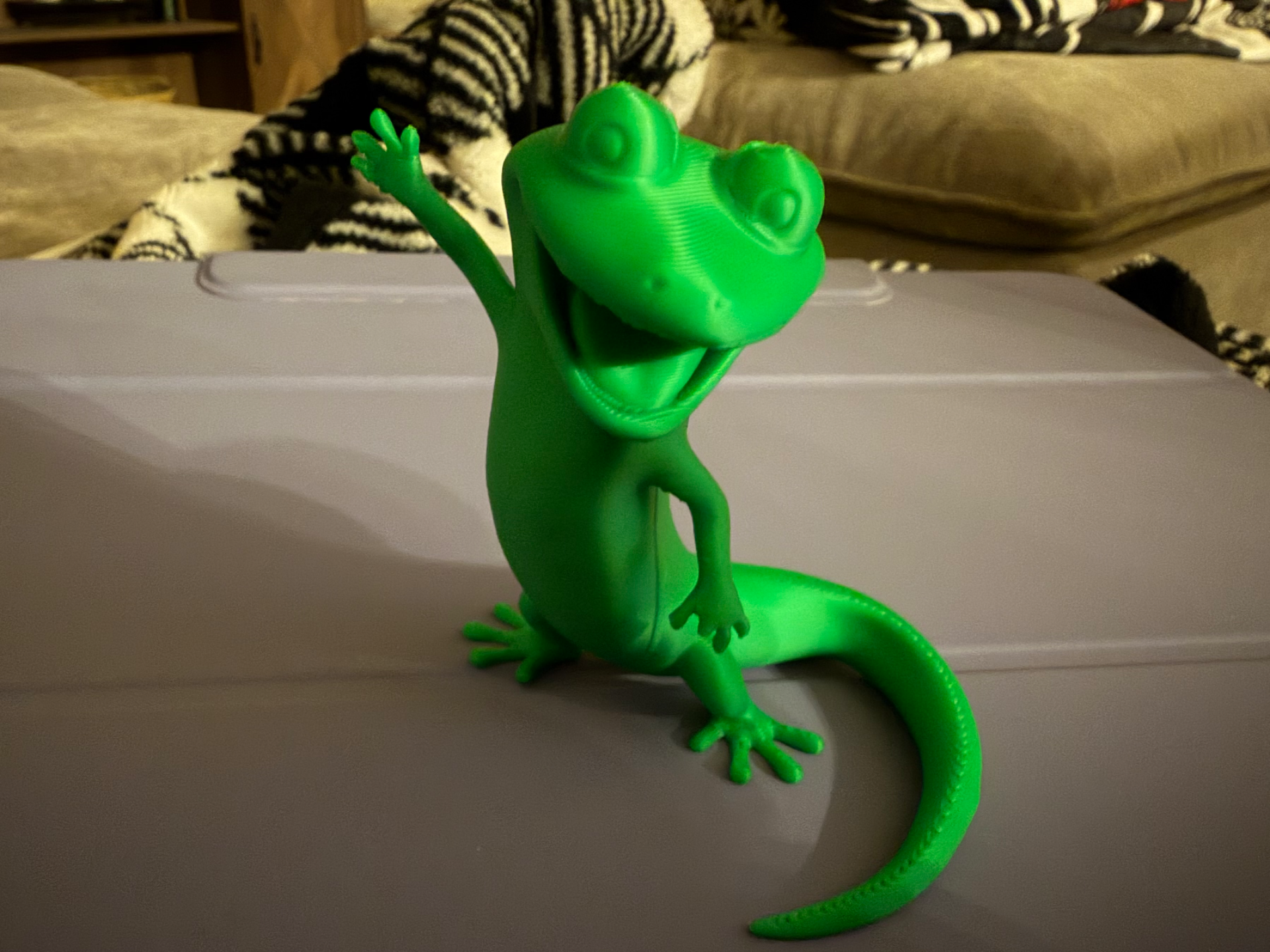 Miniatura 2 do modelo 3D Tom Lizard Meme hoppers