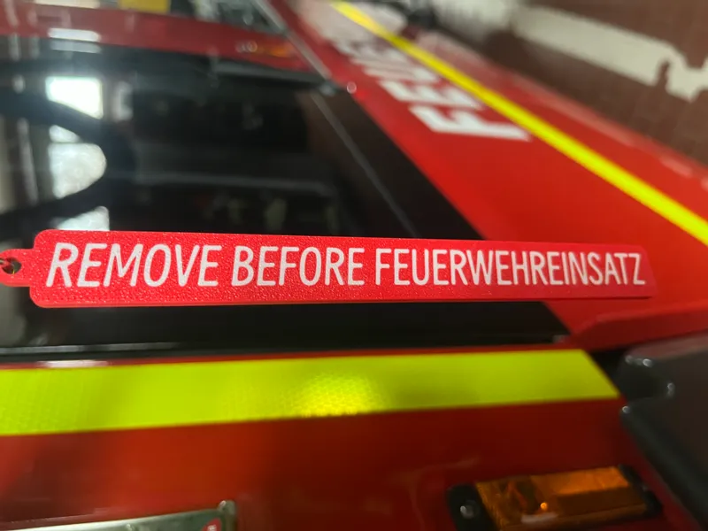 REMOVE BEFORE FEUERWEHREINSATZ