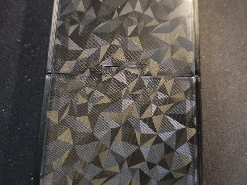 DBLG1 - Kaleido Handset Case