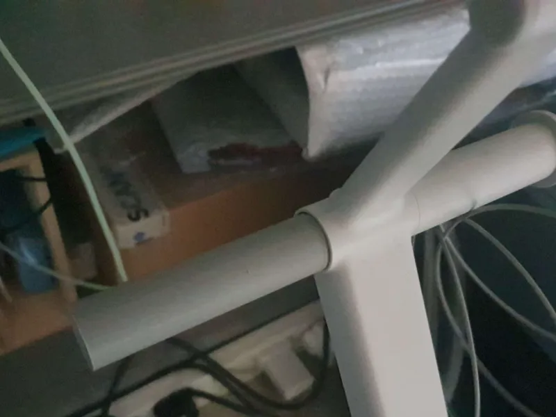 A1 Second spool holder (thinner)