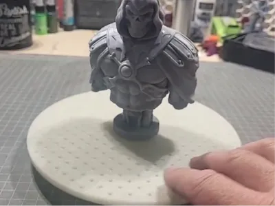 Turntable for Airbrushing