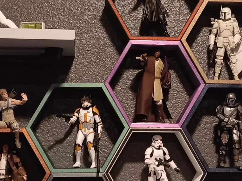 Hexagon Shelf Wall: Action Figure Addition