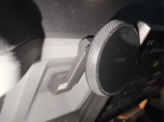 Magsafe adapter v2 Dacia duster Youclip