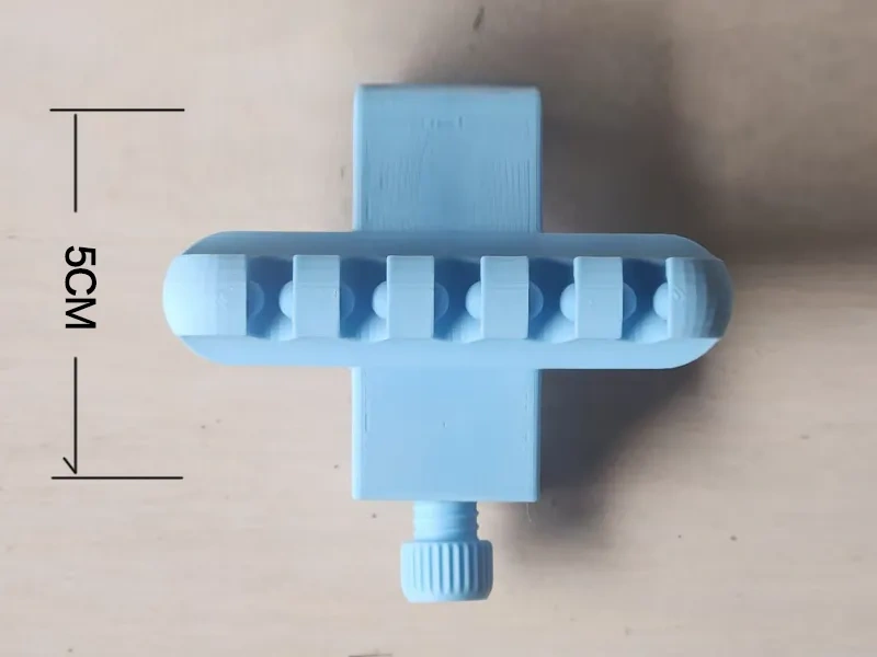 Miniatura 2 do modelo 3D 桌面数据线收纳器 线夹 