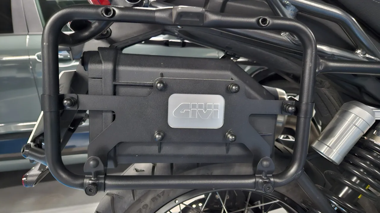 Tapa para tornillos Givi toolbox s250 view 2