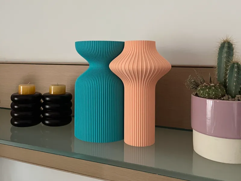 Revolve duo - Elegant home decor vases