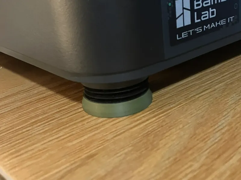Accent colour for upgraded vibration feet P1/X1
