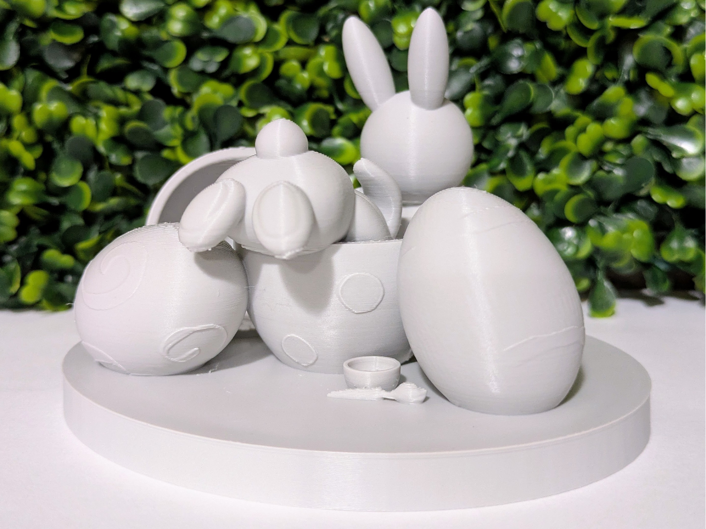 Bunnies Preparing for Easter (Sculpture)