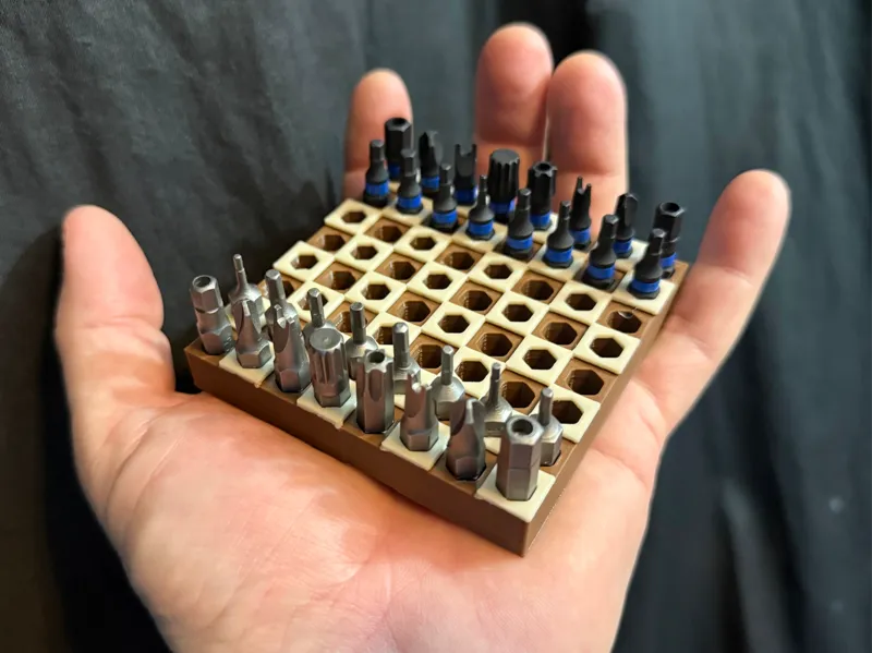 Screwdriver Bits Chess