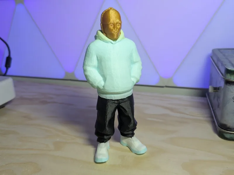 C-3PO streetwear in hoodie