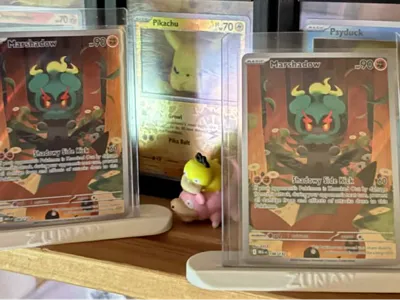 Minimalistic holder for toploaders