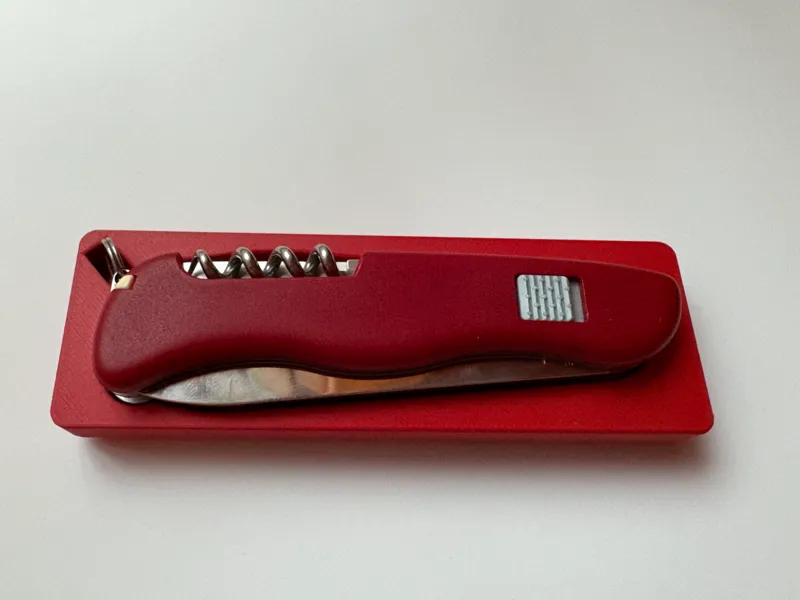 Victorinox Forester Gridfinity bin 3x1x2