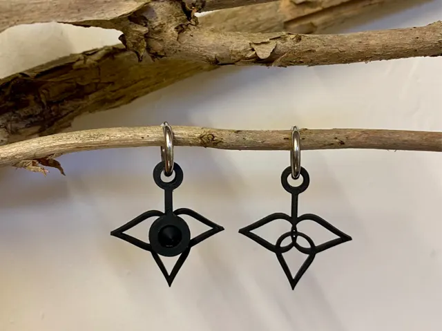 Evelyne's Earrings