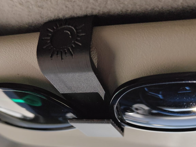3-in-1 Sun Visor Clip for Glasses & Docs