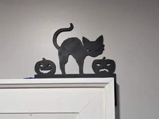 Halloween Spooky Cat Door Corner