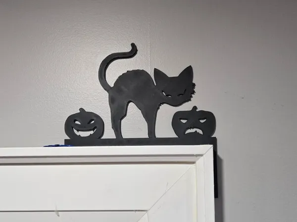 Coin de porte chat d'Halloween