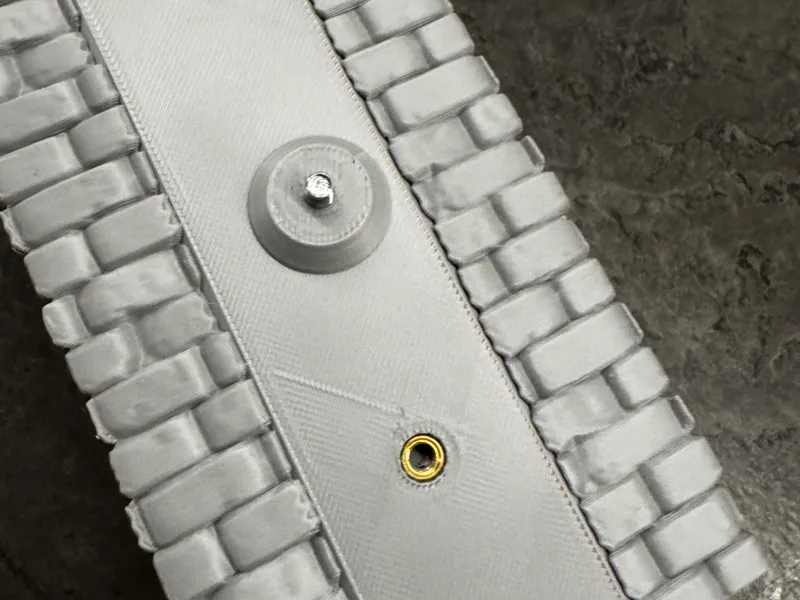 Stronger connectors for Ultimate DM Screen