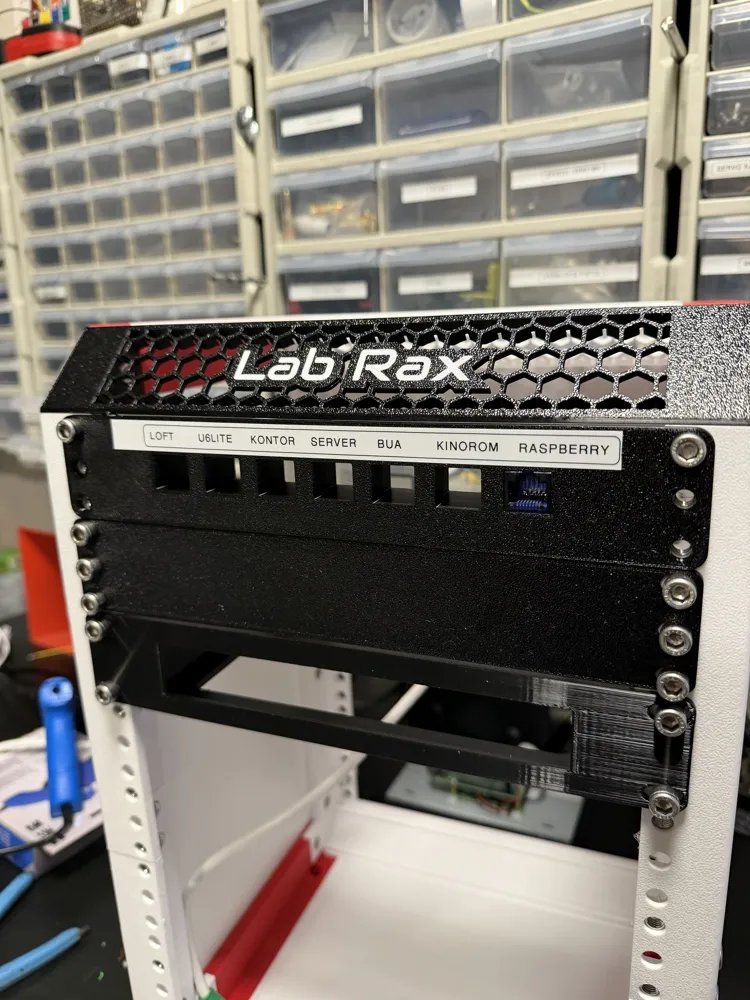 7 slot patch panel for 10'' rack.(Labrax) - Free 3D Print Model ...