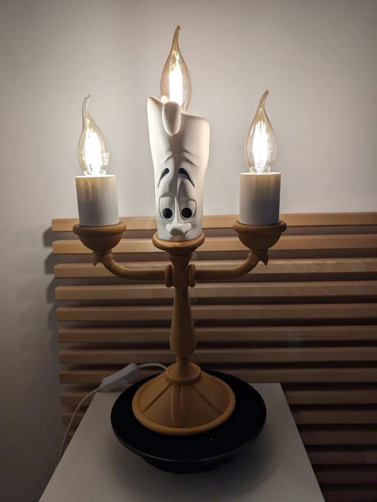 Lampe lumière la belle et la bête view 2