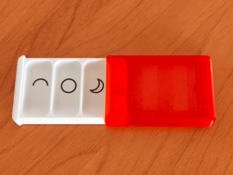 All day pills container