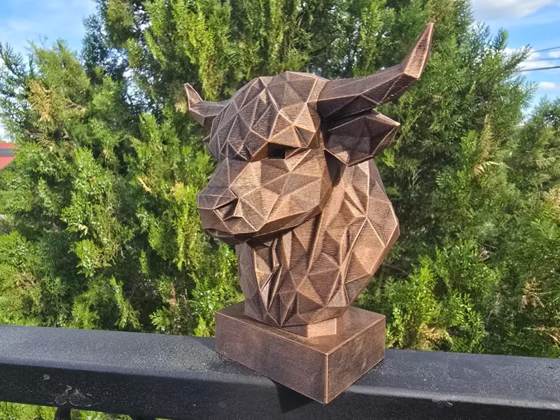 HIGHLAND COW BUST LOW POLY