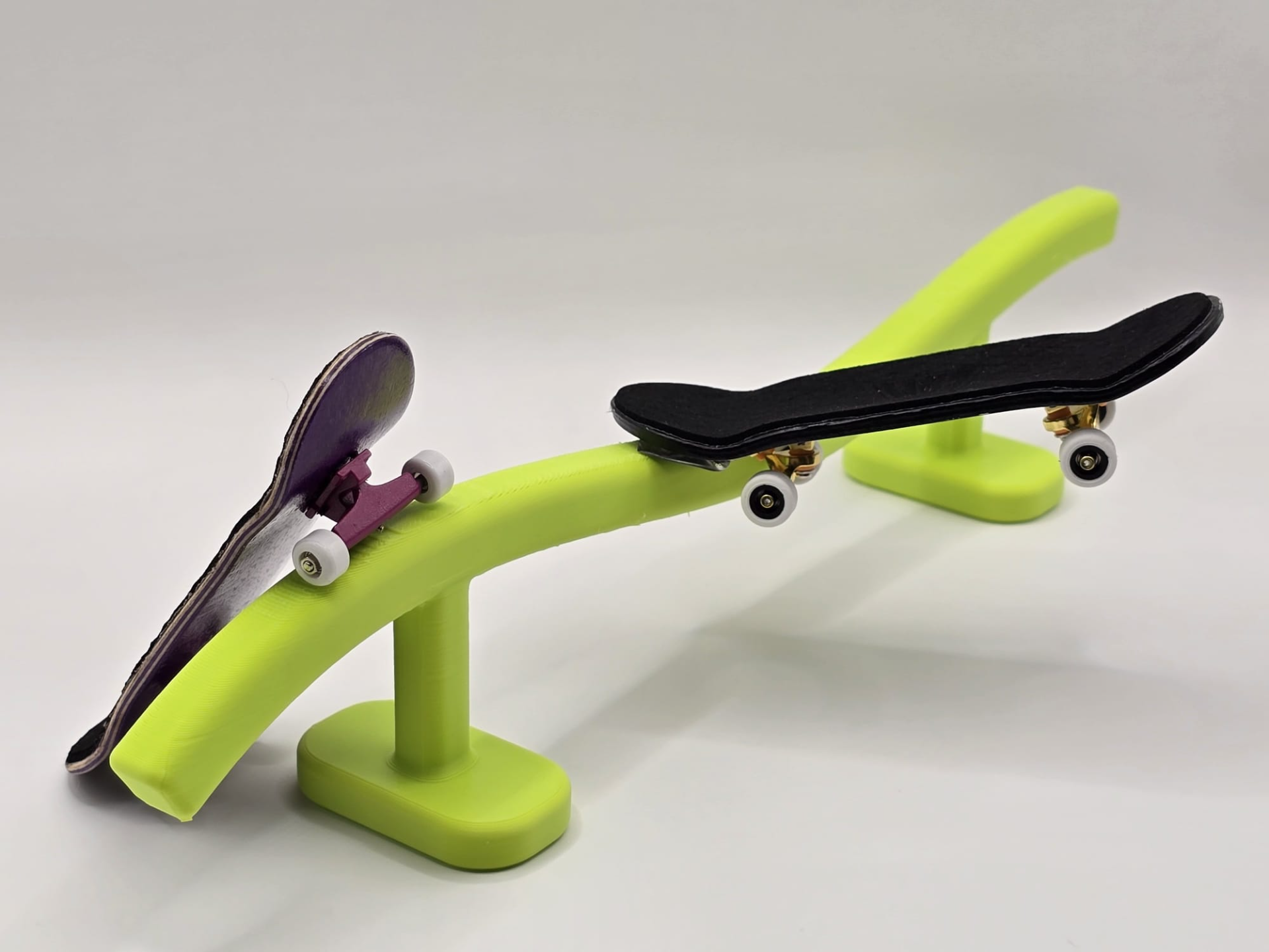 Skate Fingerboard Rail Wavy Obstacle