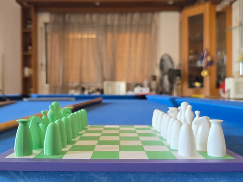 ZUG 'minimalist chess set'