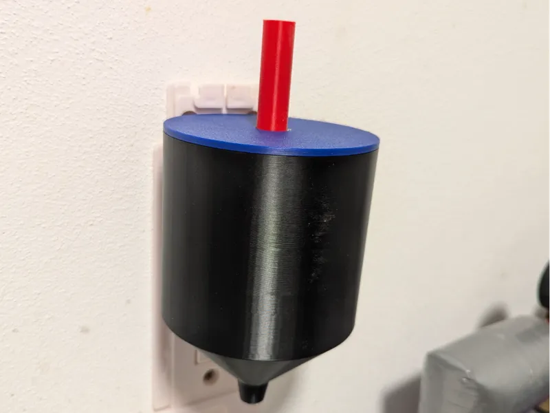 Seifenspender / Soap dispensor