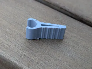 Fugen-Clip für Schläuche & Kabel (V-Spring Design)