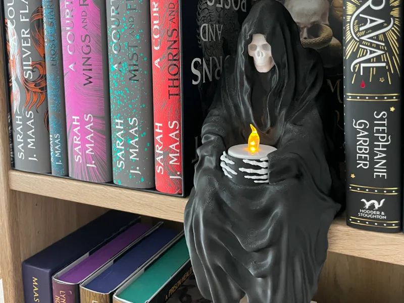 Sitting Grim Reaper with Tealight