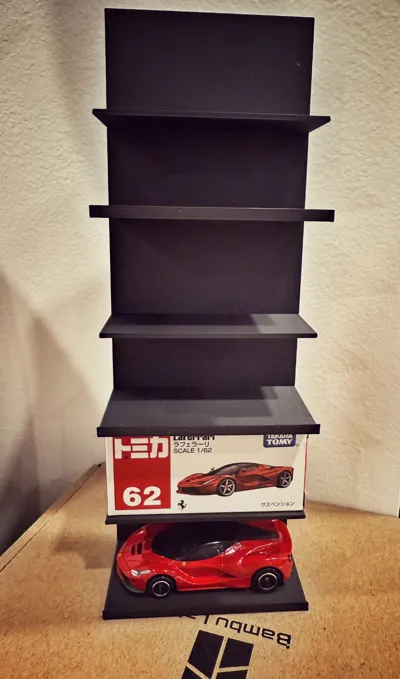 1:64 Tomica Display - 3 CAR