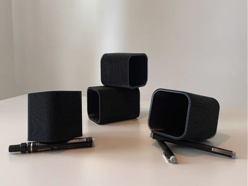 DESIGN PEN HOLDER