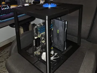 Case pc tony stark heart