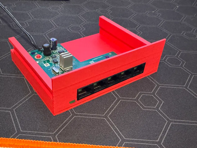RackMod 1U Slide Netgear GS305 PCB