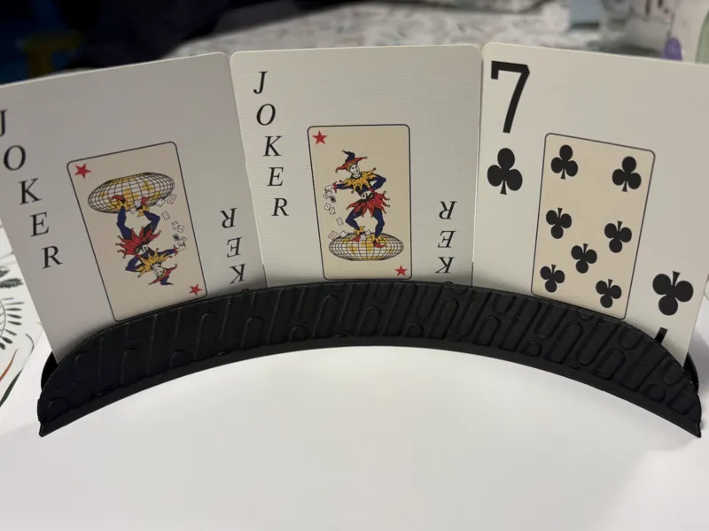Simple, small, elegant playing card holder 