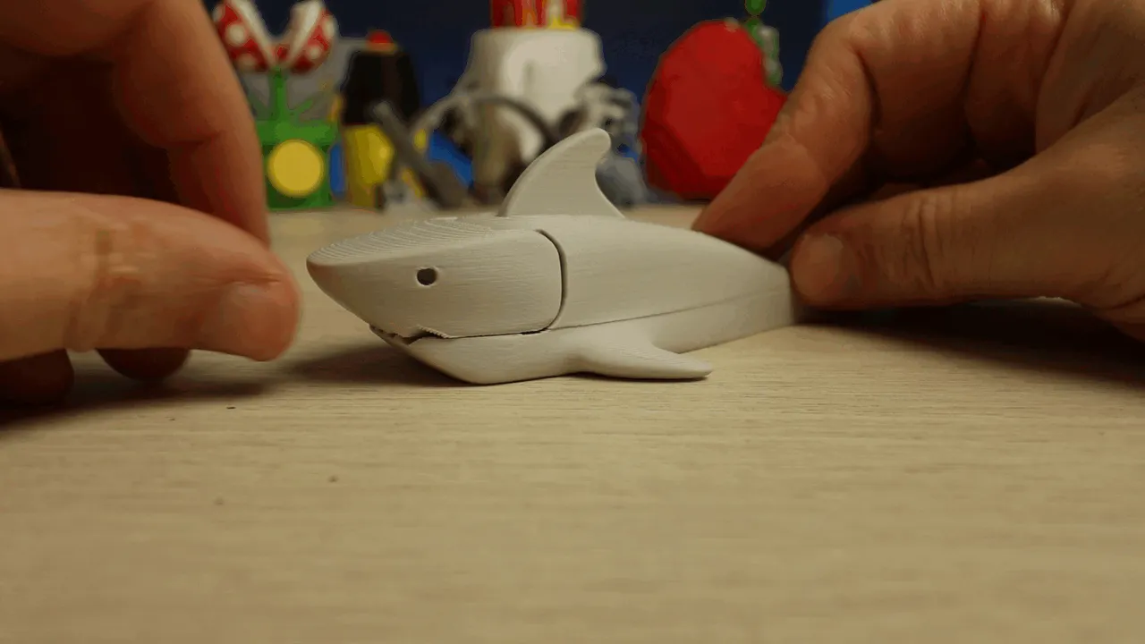 Biting Shark Fidget view 2
