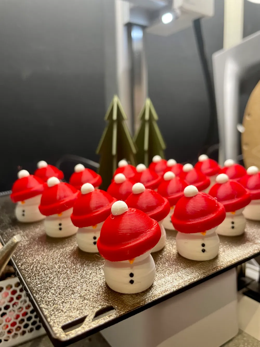 Cute multicolor snowman - Free 3D Print Model - MakerWorld