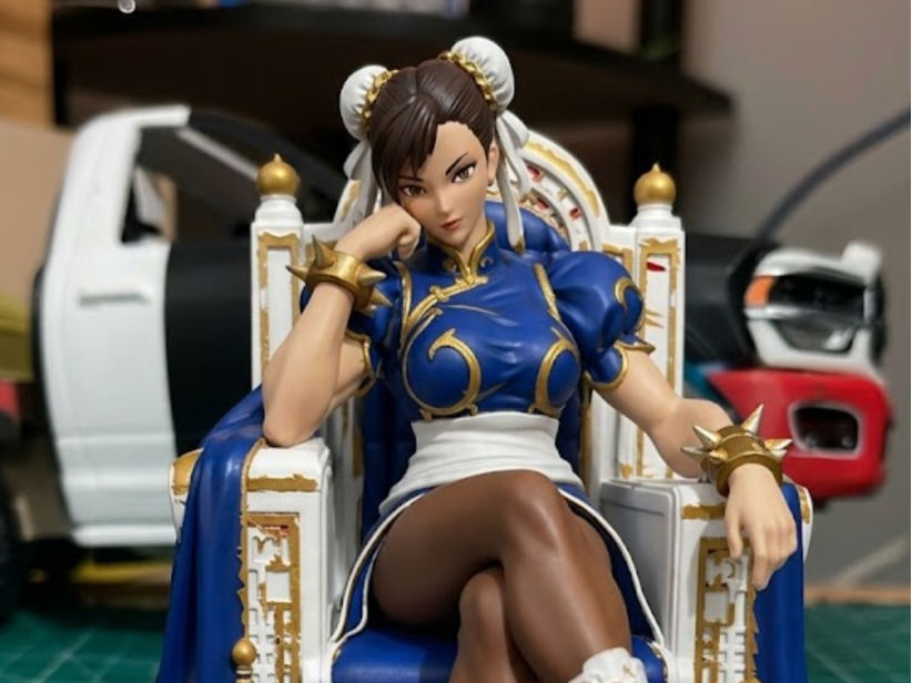 Empress of Interpol: Chun-Li on the Royal Throne - 1