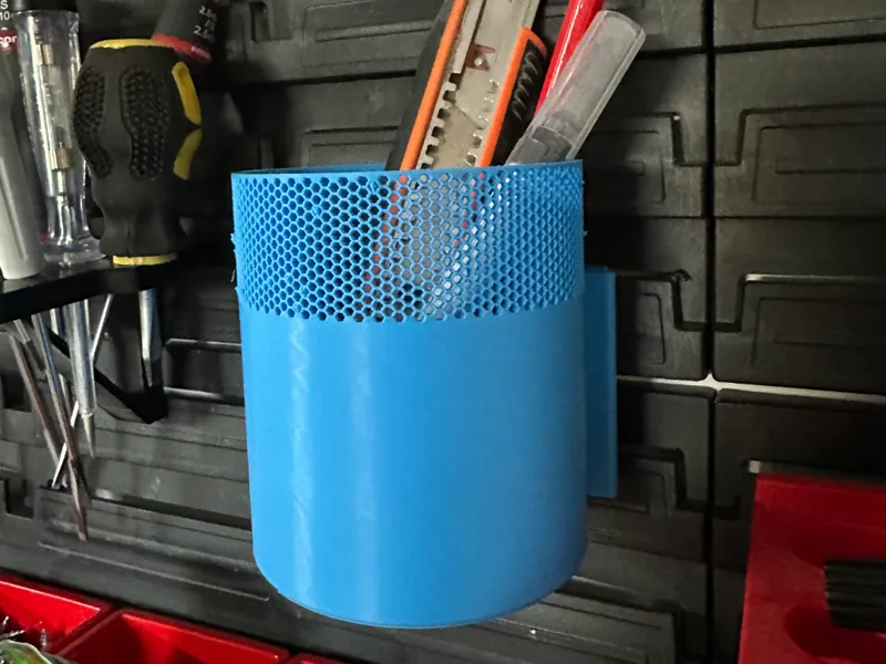 Kistenberg Pencil holder and miscellaneous items