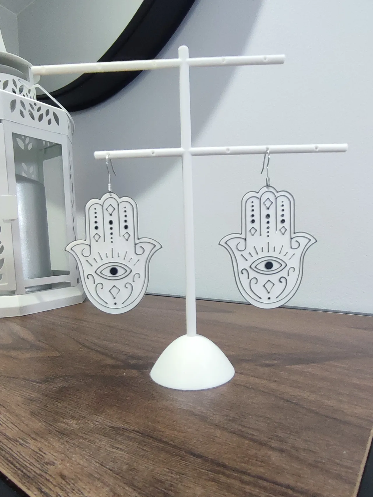 Aretes Mano de Hera view 2