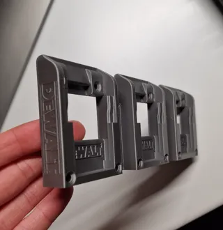 Dewalt triple battery holder