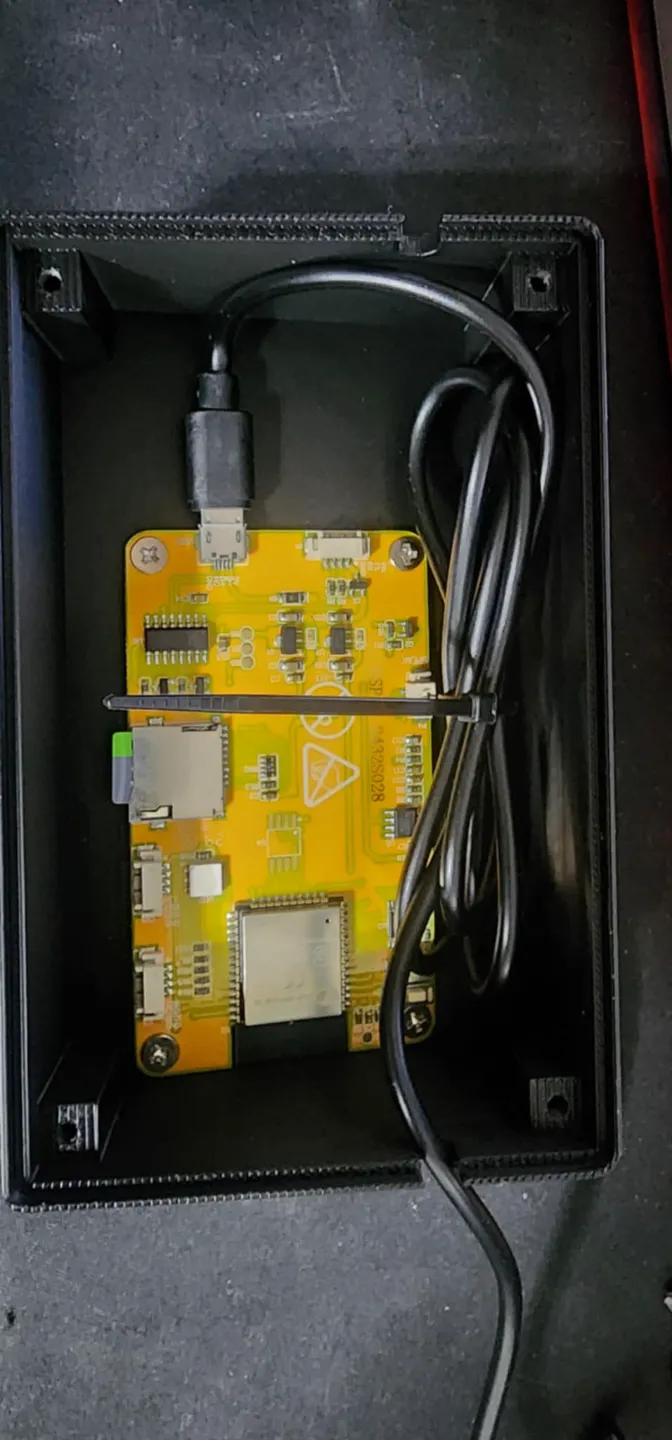 Xtouch Display w/Swatches by PrinterInUse - MakerWorld