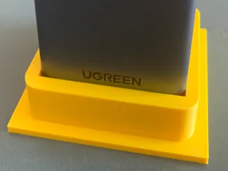 UGREEN 20000mAh 130W PB721 powerbank stand