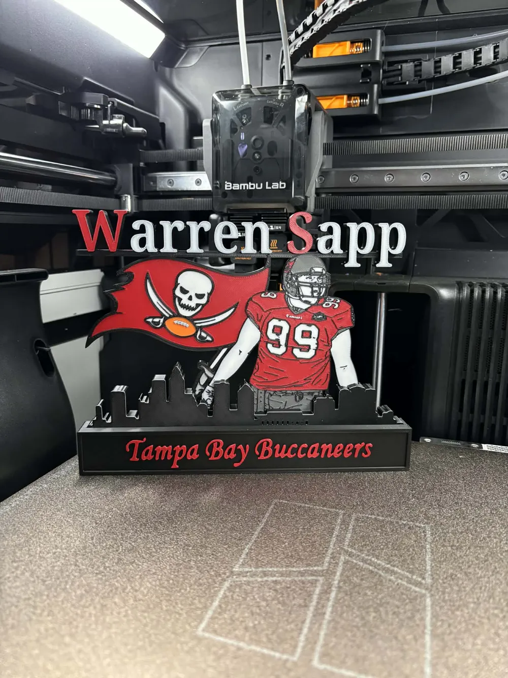 NFL - Tampa bay Buccaneers Warren Sapp display - Free 3D Print Model ...