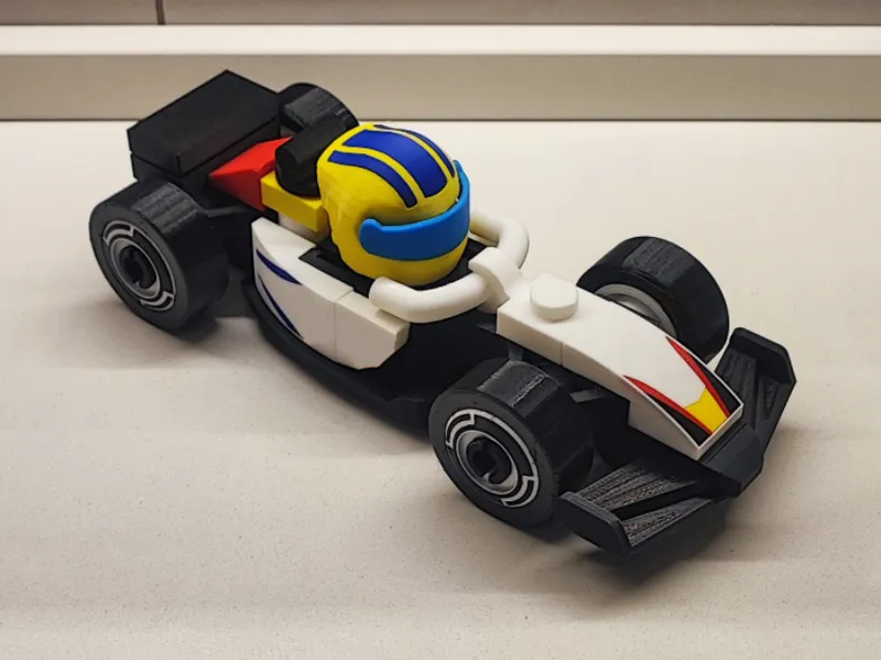 F1 Brick Racing Bulls – Deluxe 300%