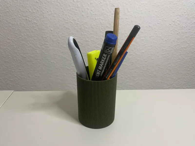 Simpler Stiftehalter