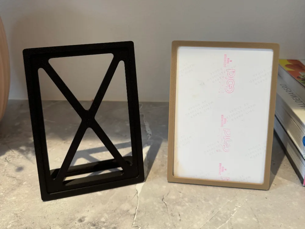 Marco decorativo: Picture Frame for 150 x 102 mm Pictures. Referencia del modelo original.